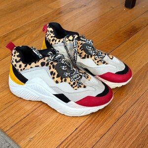 Steve Madden Antonia Sneakers